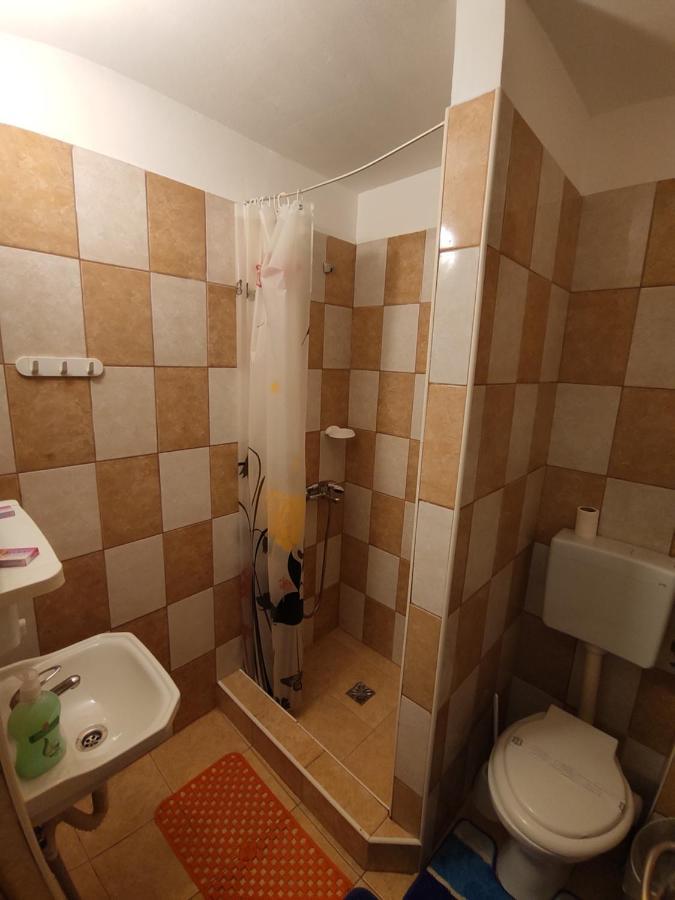 Pensiunea Alb Baile 1 Mai Kamer foto